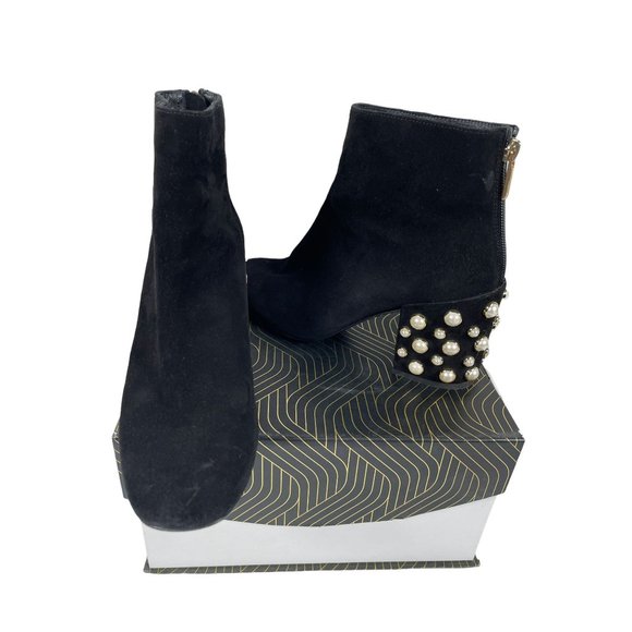 Stuart Weitzman Shoes - Stuart Weitzman Black Pearl Bacari Boots/Booties Size 6 M